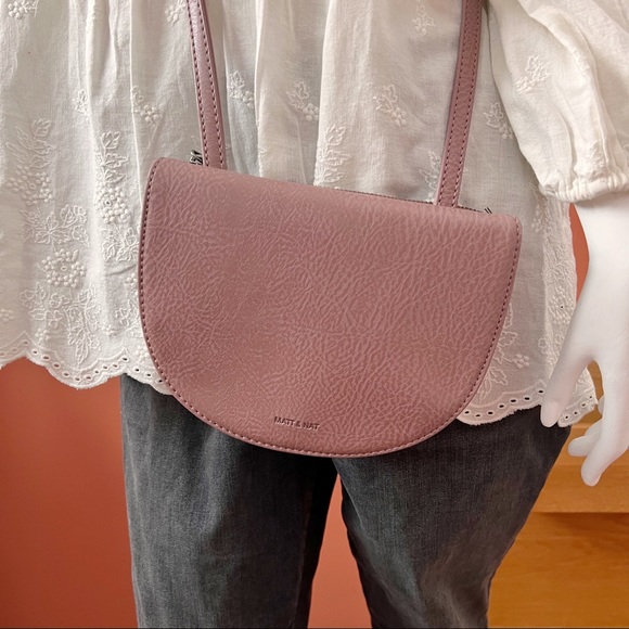 Matt & Nat Crossbody Purse Gunmetal Tone Hardware Personal Destash - Picture 2 of 8